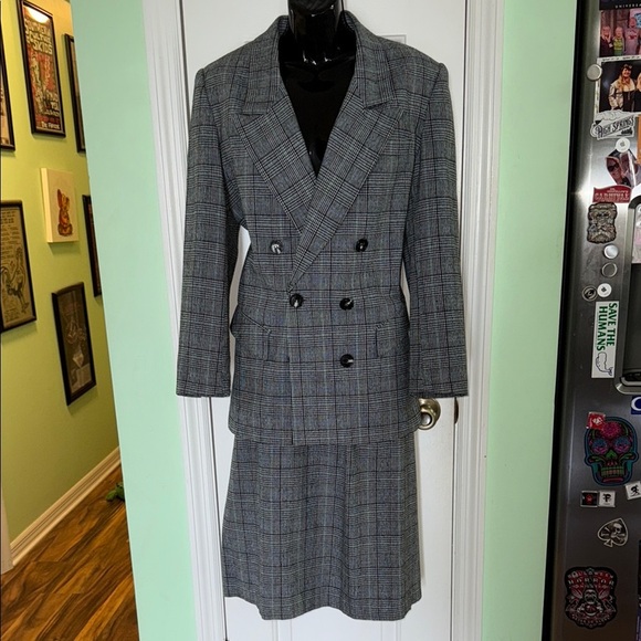 E.H. Woods Vintage Gray Herringbone Double-Breasted Blazer and Skirt Set Size 12 - Picture 1 of 12